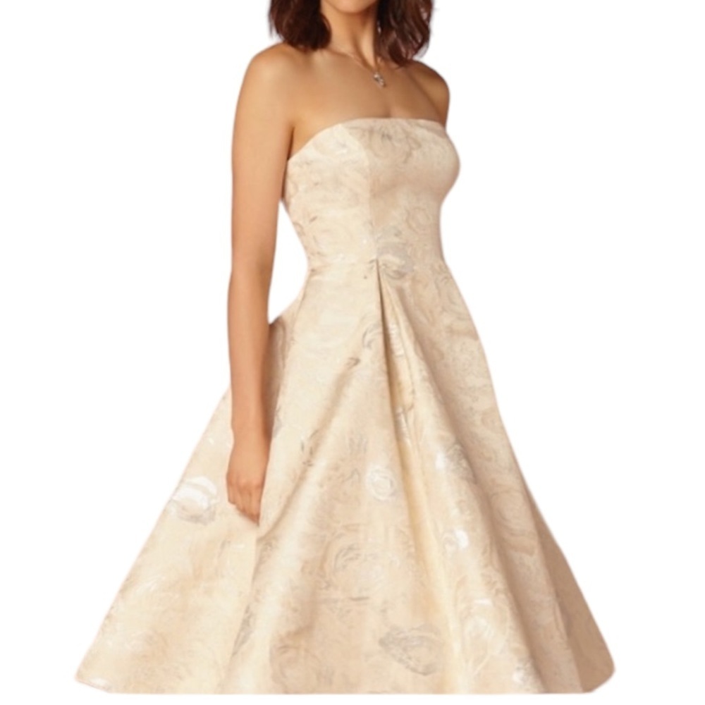 Adrianna Papell soft white evening gown size‎ 14